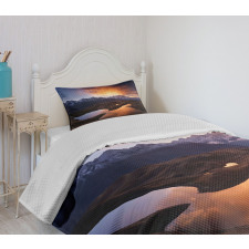 Mountain Lake Koruldi Bedspread Set