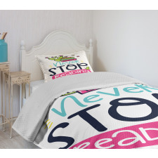 Vivid Cactus and Stars Bedspread Set