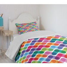Lively and Geometrical Bedspread Set