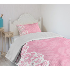 Lacework Style Bedspread Set