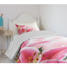 Lilies Bouquet Bedspread Set