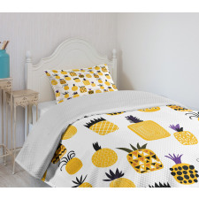 Summertime Pineapples Bedspread Set