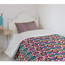 Checkered Doodle Eggs Bedspread Set