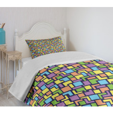 Retro Shapes Pattern Bedspread Set