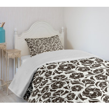 Nostalgic Flora Pattern Bedspread Set