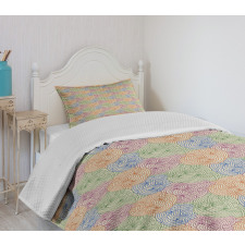 Curved Stripes Motifs Bedspread Set