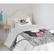 Girl in Hollow with Heart Bedspread Set