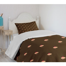 Cupcake Pattern Hearts Bedspread Set