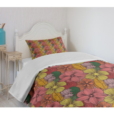Retro Romantic Blooms Bedspread Set