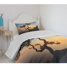 Picturesque Black Sea Bedspread Set