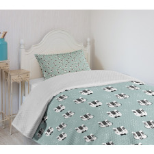 Kittens with Giant Glasses Bedspread Set