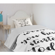 Cursive Words Bedspread Set