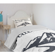 Mountain and Road Bedspread Set