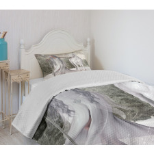 Elf Holdng Mace and Horse Bedspread Set
