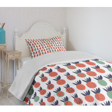 Triangles and Lines Bedspread Set