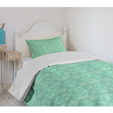 Curlicues and Doodle Flowers Bedspread Set