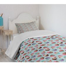 Hearts and Cupcakes Bedspread Set