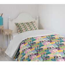 Multi Formed Pairs Bedspread Set