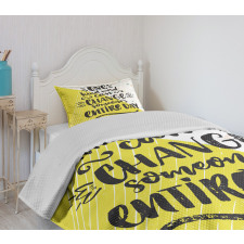 Iconic Memphis Style Bedspread Set