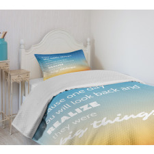 Slogan on Blurry Backdrop Bedspread Set