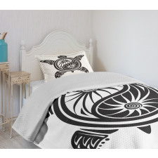 Ornamental Yin and Yang Bedspread Set