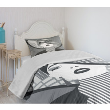 City Silhouette and Lady Art Bedspread Set