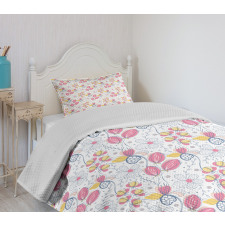 Spring Blooms Pattern Bedspread Set