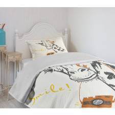 Smile Words with Giraffe Bedspread Set