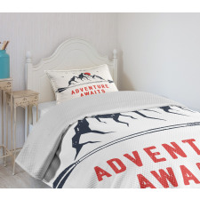 Mountains and Moon Bedspread Set