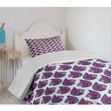 Abstract Motif Art on Dots Bedspread Set