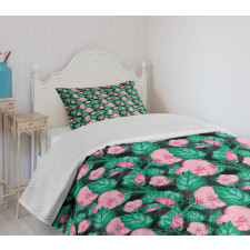 Arrangement of Foliage Bedspread Set