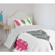 Funky Sketched 3 Plumes Bedspread Set