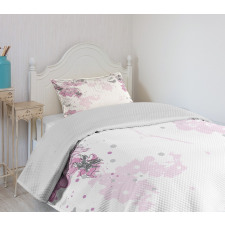 Spring Motif Outline Bedspread Set