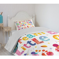 Little Words Composition Bedspread Set