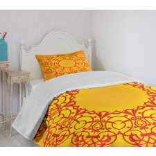 Circular Repeating Bedspread Set