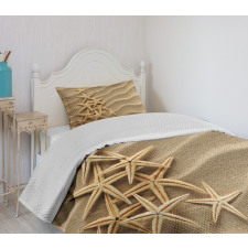 Triangular Shaped Starfish Bedspread Set