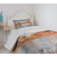 Vertical of City River Bedspread Set