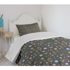 Minimal Cartoon Flowers Bedspread Set