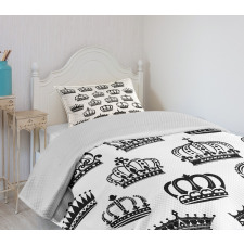 Royal Medieval Crowns Vintage Bedspread Set