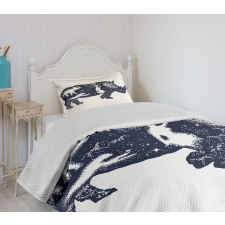 Woman and Animal Motifs Spots Bedspread Set