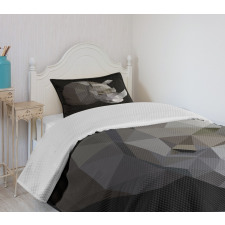 Animal with an Angular Design Bedspread Set