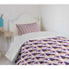 Angular Design Triangles Bedspread Set