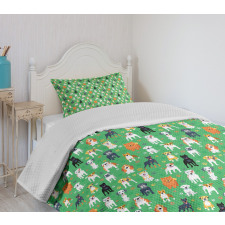 Various Species Paw Print Bedspread Set