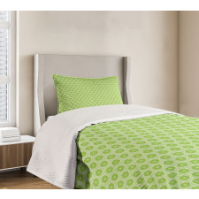 Round Slices of Lime Striped Bedspread Set