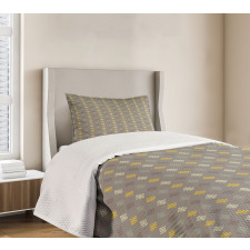 Triangular Motifs Grouped Bedspread Set