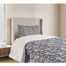 Garden Scene in Pastel Tones Bedspread Set