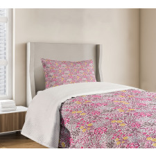 Abstract Garden Blossom Bedspread Set