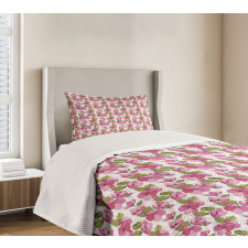 Blooming on Geometric Bedspread Set