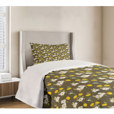 Flowers and Avian Bedspread Set