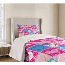 Hearts in Square Shape Bedspread Set